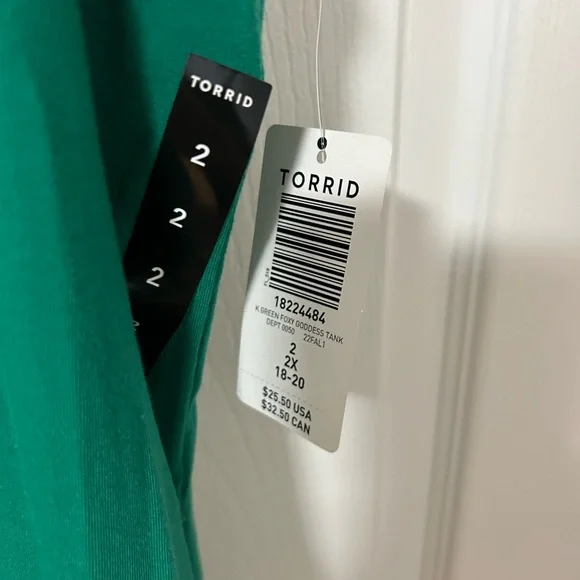 Torrid Tank - Picture 4 of 4
